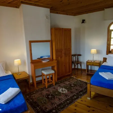 بيت للعطل St John's House With Private Pool, Gardens & Sauna