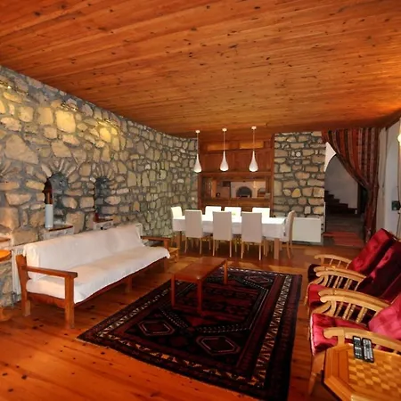 St John's House With Private Pool, Gardens & Sauna سلجوك