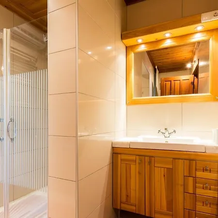 Ferienhaus St John's House With Private Pool, Gardens & Sauna Selçuk