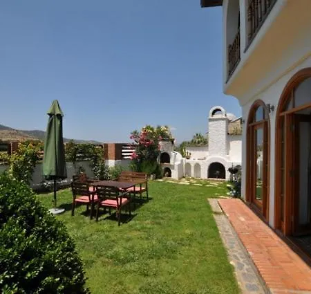 بيت للعطل St John's House With Private Pool, Gardens & Sauna سلجوك