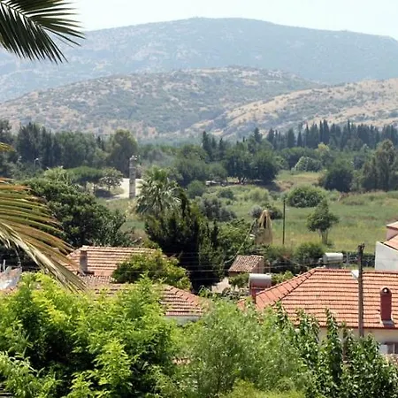St John's House With Private Pool, Gardens & Sauna بيت للعطل