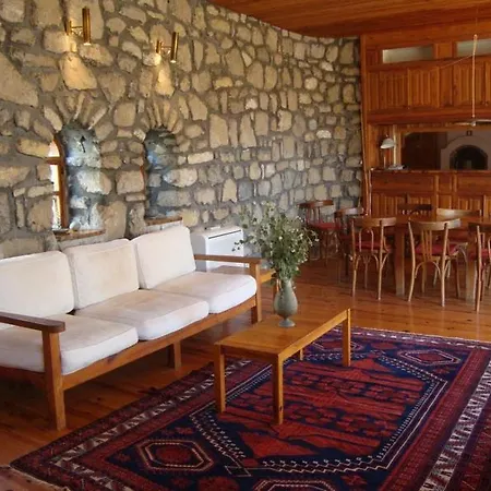 Ferienhaus St John's House With Private Pool, Gardens & Sauna *