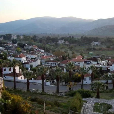 St John's House With Private Pool, Gardens & Sauna سلجوك