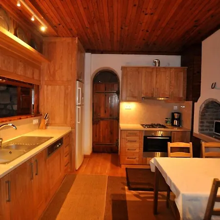 St John's House With Private Pool, Gardens & Sauna * سلجوك