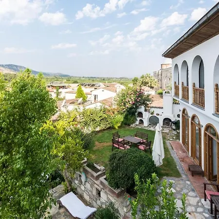 St John's House With Private Pool, Gardens & Sauna Ferienhaus *
